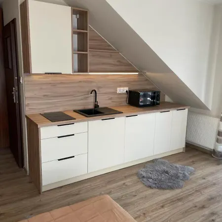 Bed and Breakfast I Nad Letniskowa 3*